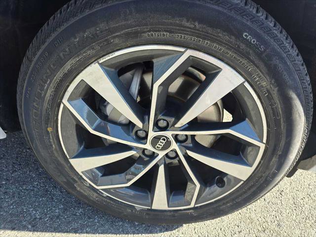 Used 2023 Audi Q5 2.0T Premium Plus w/ Premium Plus Package AWD/4WD image 11