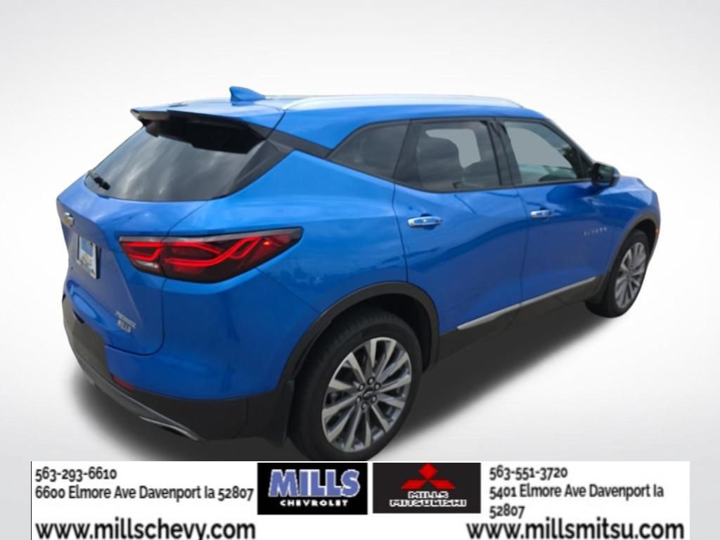 Used 2024 Chevrolet Blazer Premier w/ Driver Confidence II Package FWD image 5