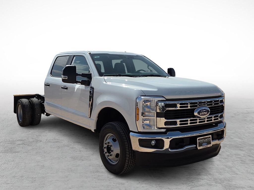 New 2026 Ford F350 XL w/ XL Chrome Package