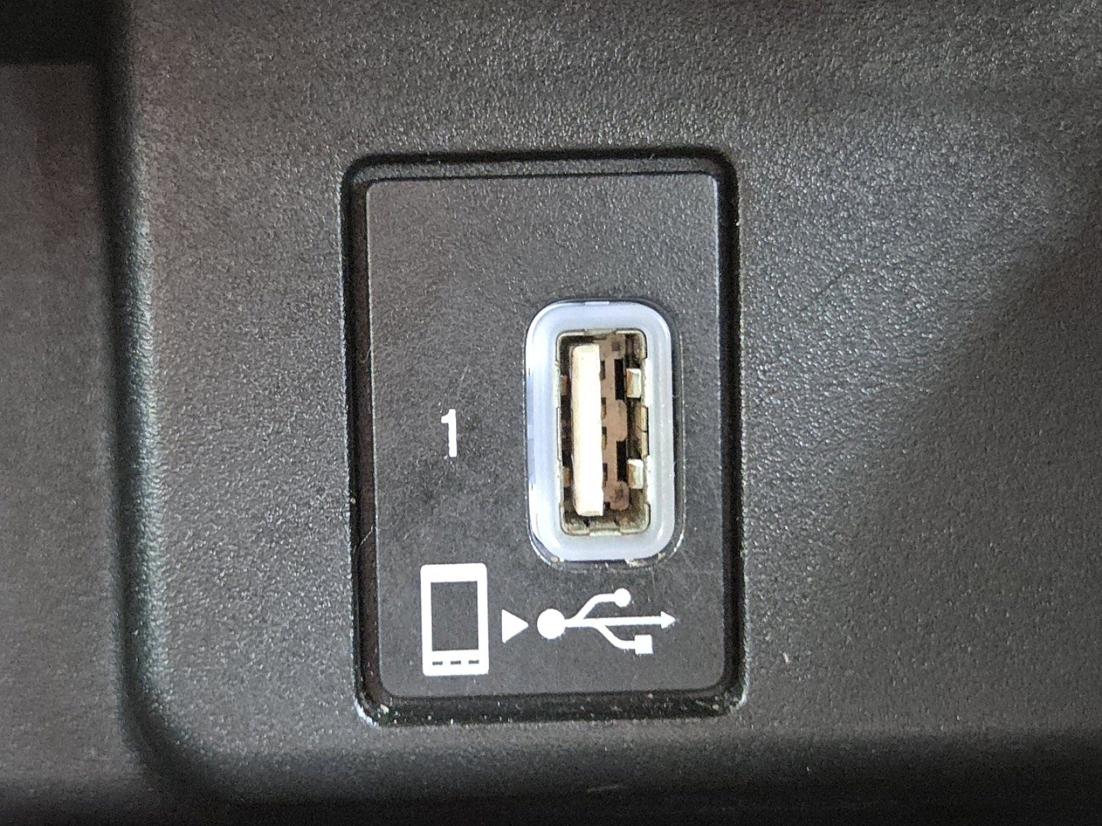 Used 2018 Honda Accord EX image 8