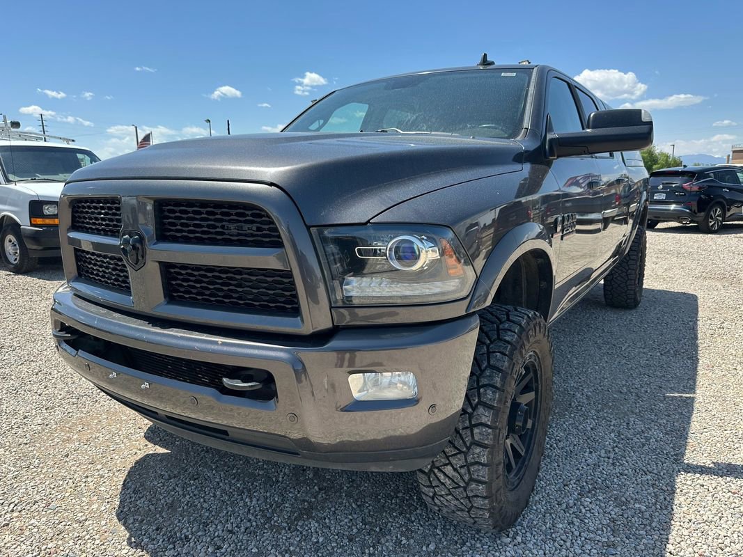 Used 2016 RAM 2500 Laramie w/ Sport Appearance Group AWD/4WD image 4