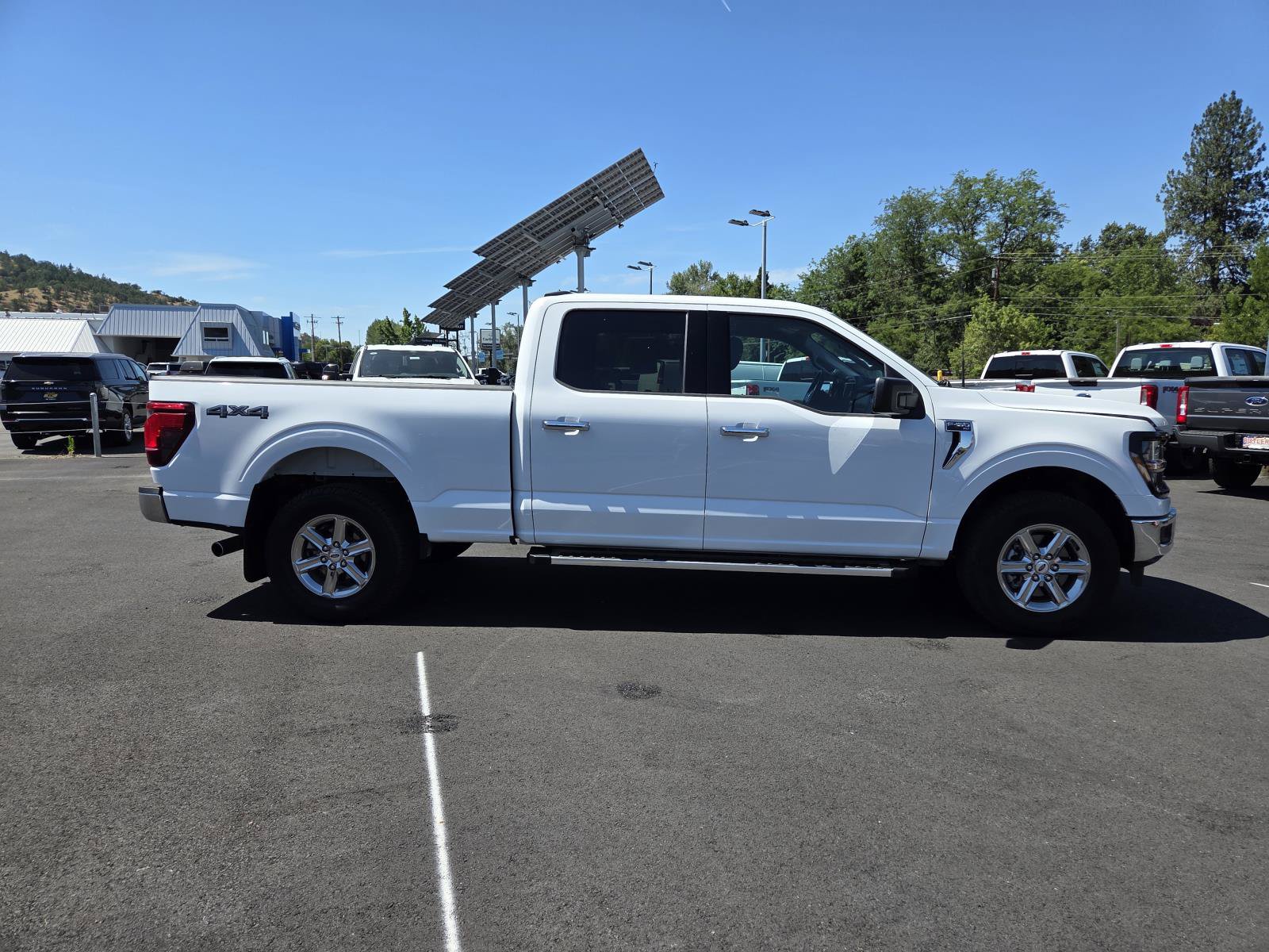 Used 2025 Ford F150 XLT w/ Equipment Group 301A Standard AWD/4WD image 4