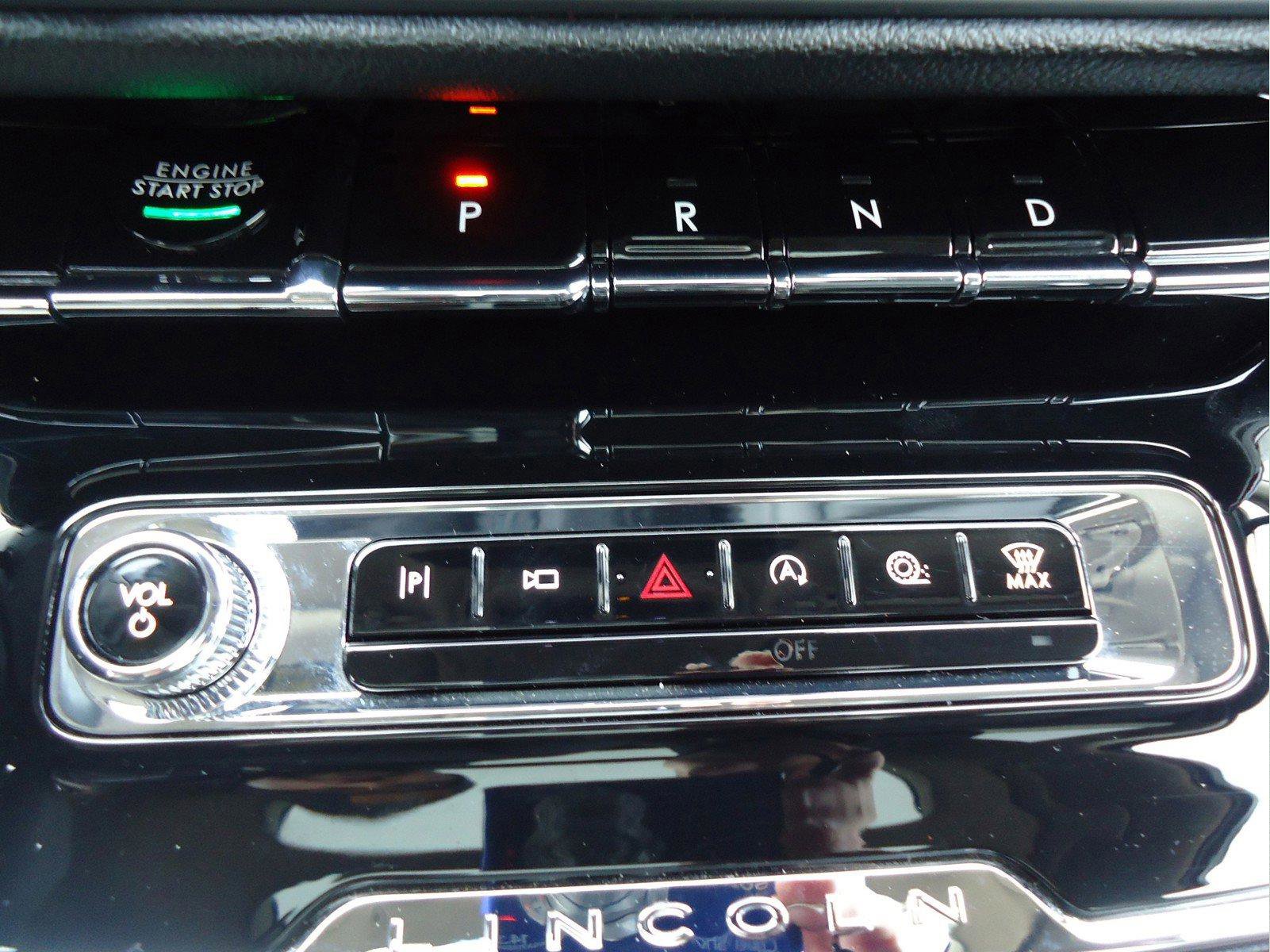 Used 2024 Lincoln Corsair Reserve w/ Equipment Group 201A AWD/4WD image 19