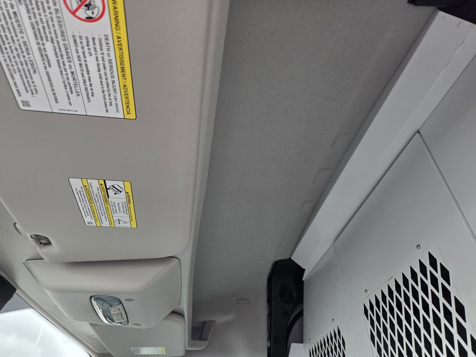 Used 2017 Ford Transit 250 148 Medium Roof image 25