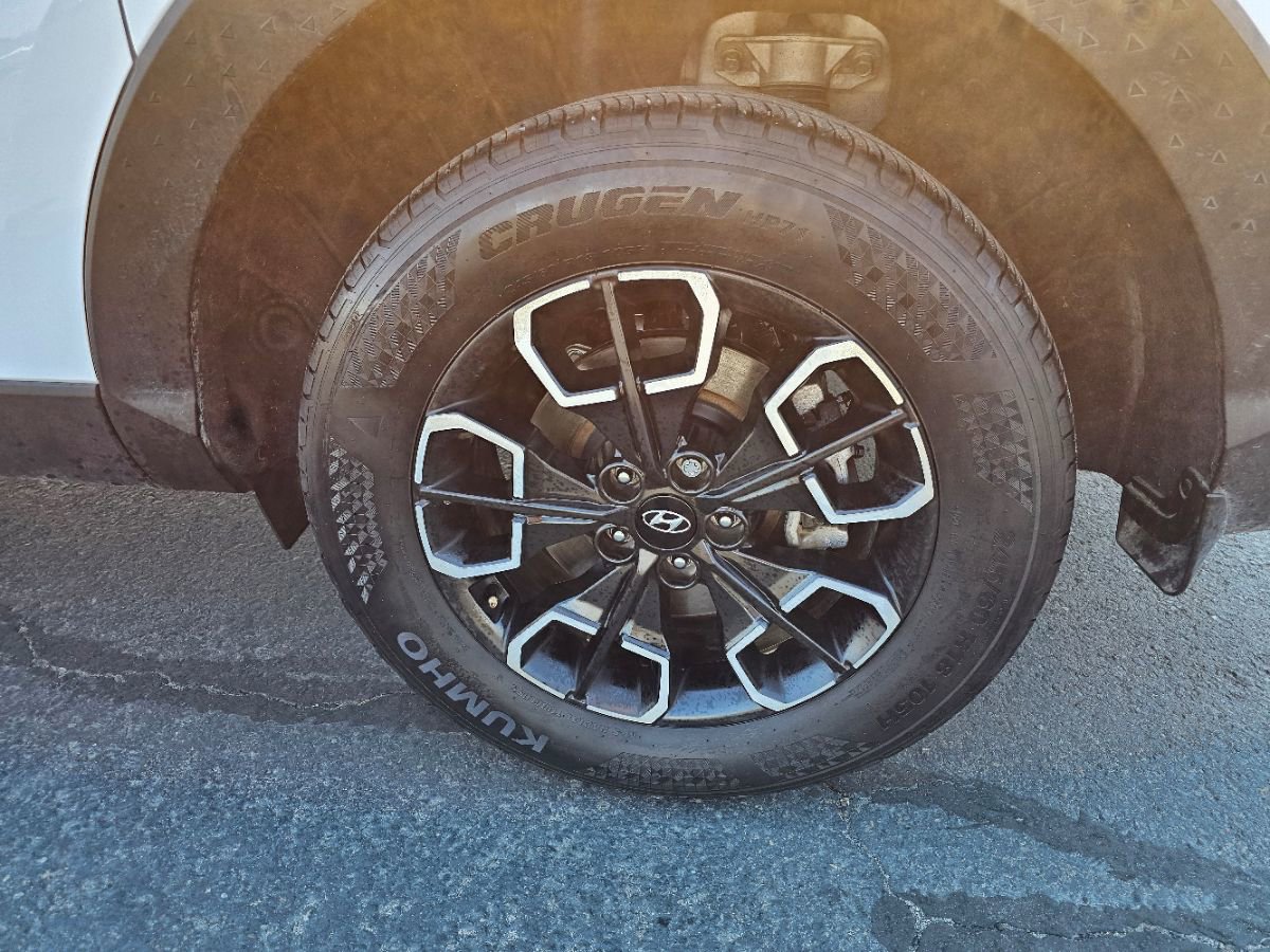 Used 2023 Hyundai Santa Cruz SEL Premium image 25