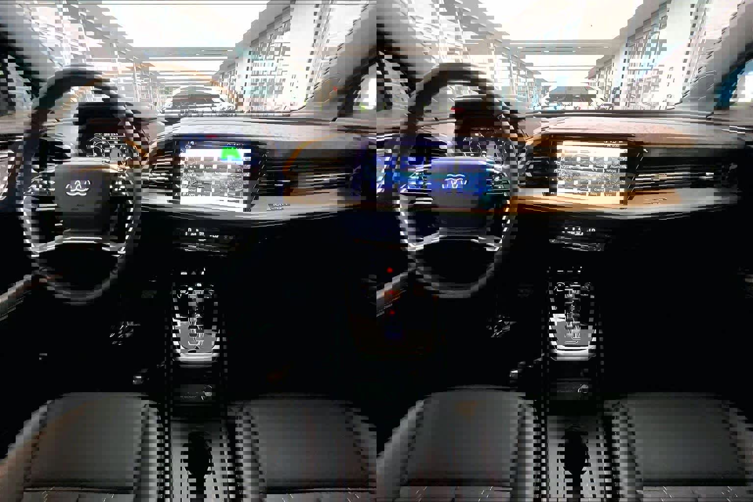 Certified 2025 Audi Q4 e-tron Premium w/ Convenience Package image 15