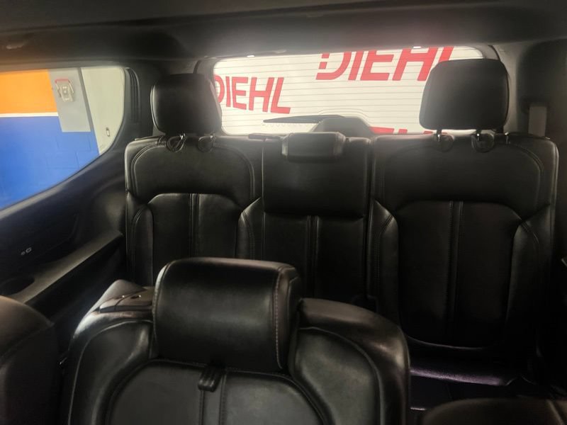 Used 2023 Jeep Wagoneer Series II AWD/4WD image 16