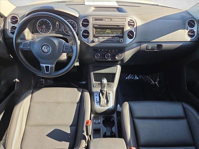 Used 2014 Volkswagen Tiguan SE FWD image 16