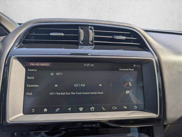 Used 2019 Jaguar F-PACE Premium image 15