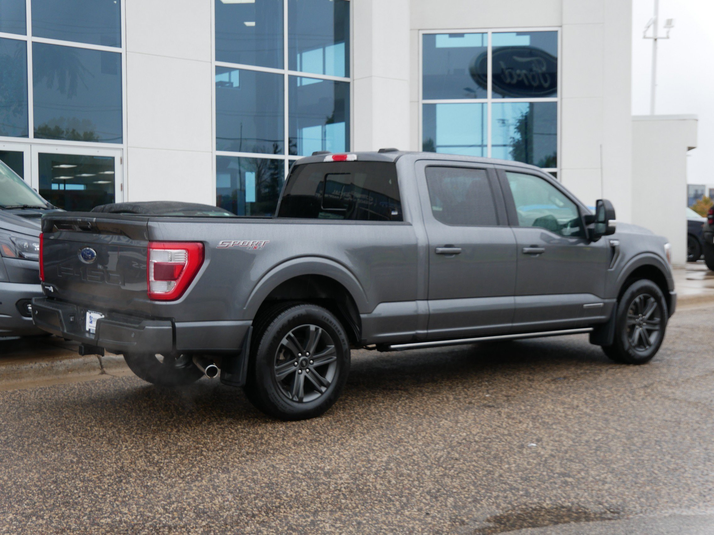 Used 2023 Ford F150 Lariat w/ Equipment Group 502A High AWD/4WD image 3
