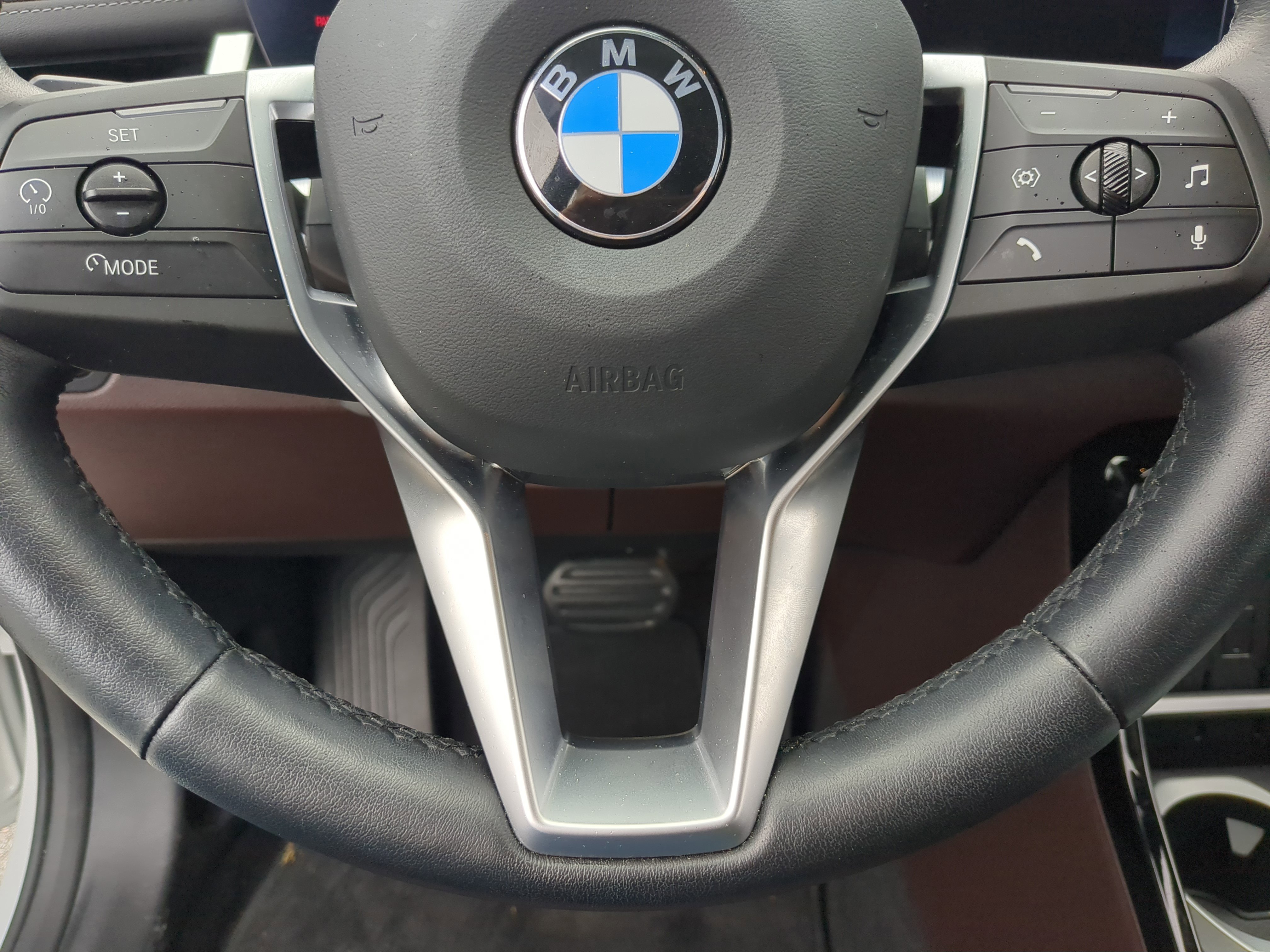 Used 2025 BMW X1 xDrive28i AWD/4WD image 19