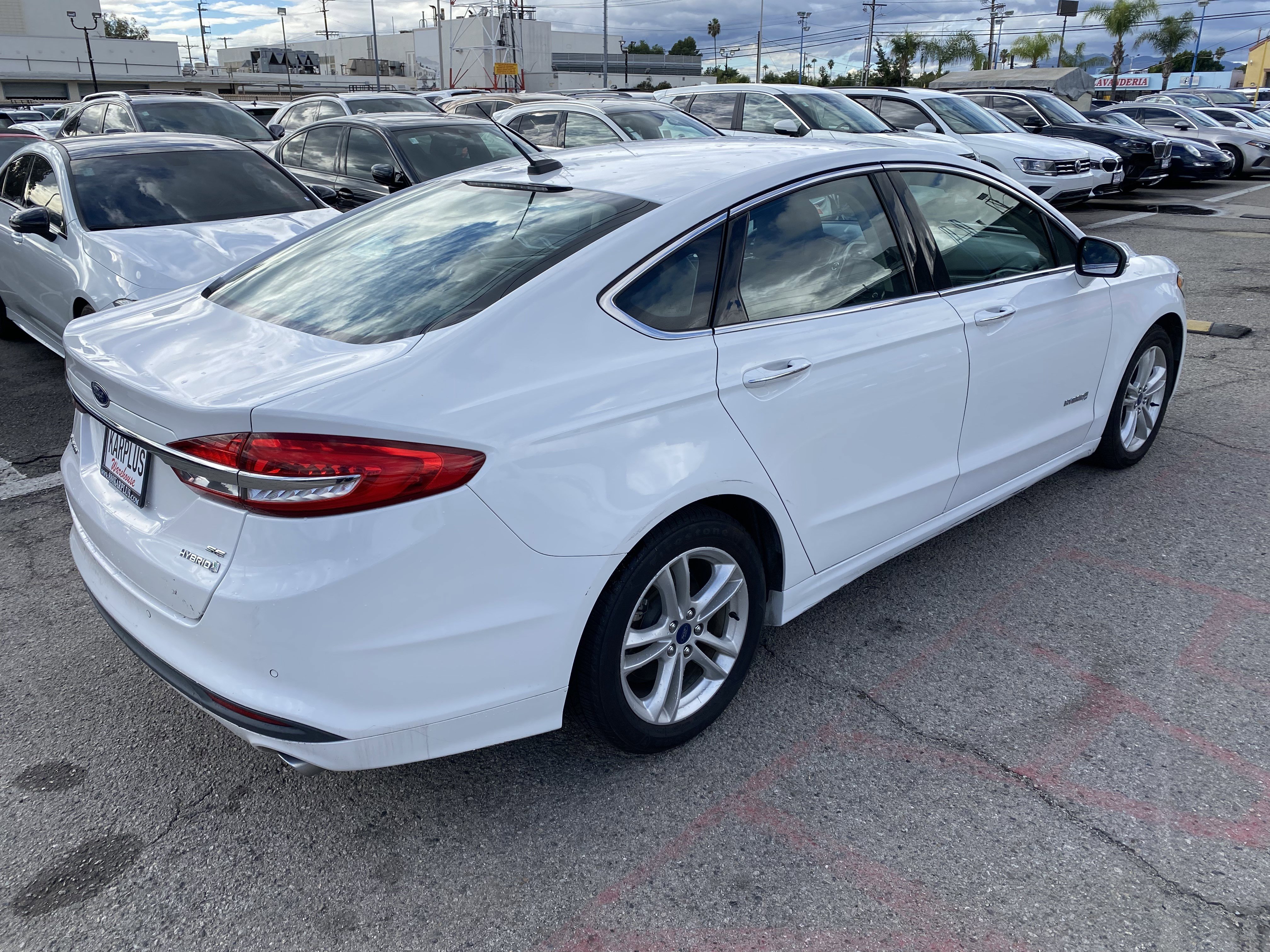 Used 2018 Ford Fusion SE w/ Equipment Group 602A image 8