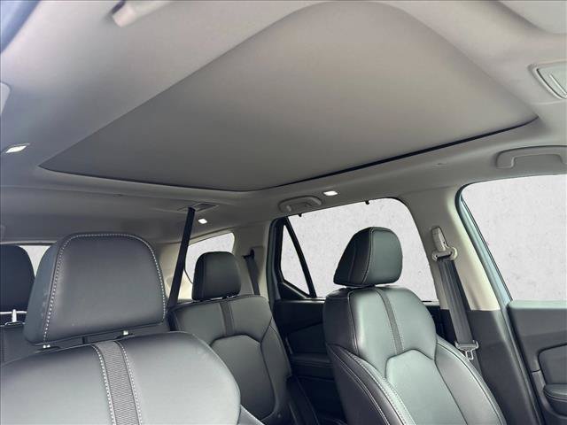 Used 2025 Honda Pilot Touring image 29