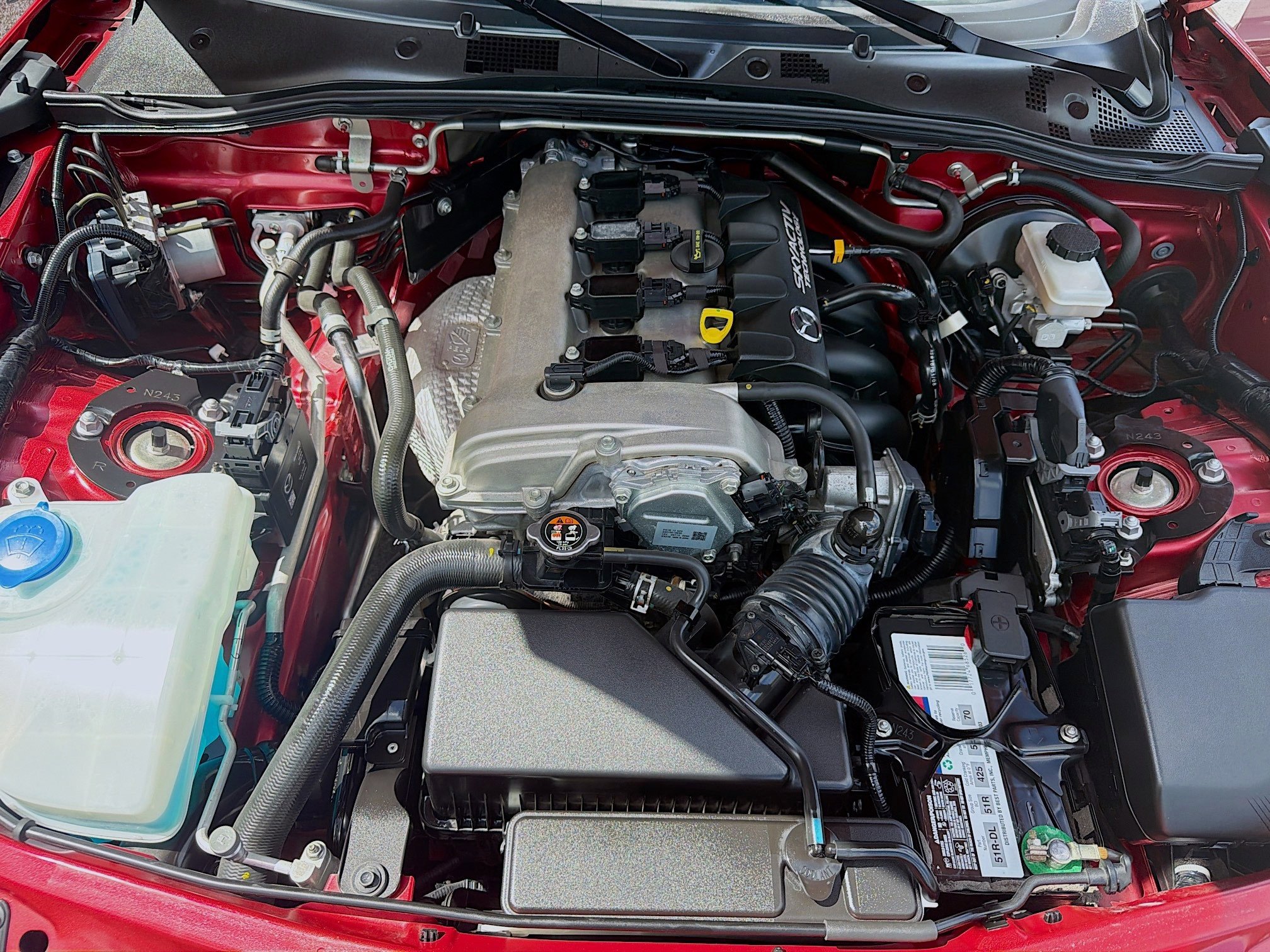 Used 2016 MAZDA MX-5 Miata Sport RWD image 25