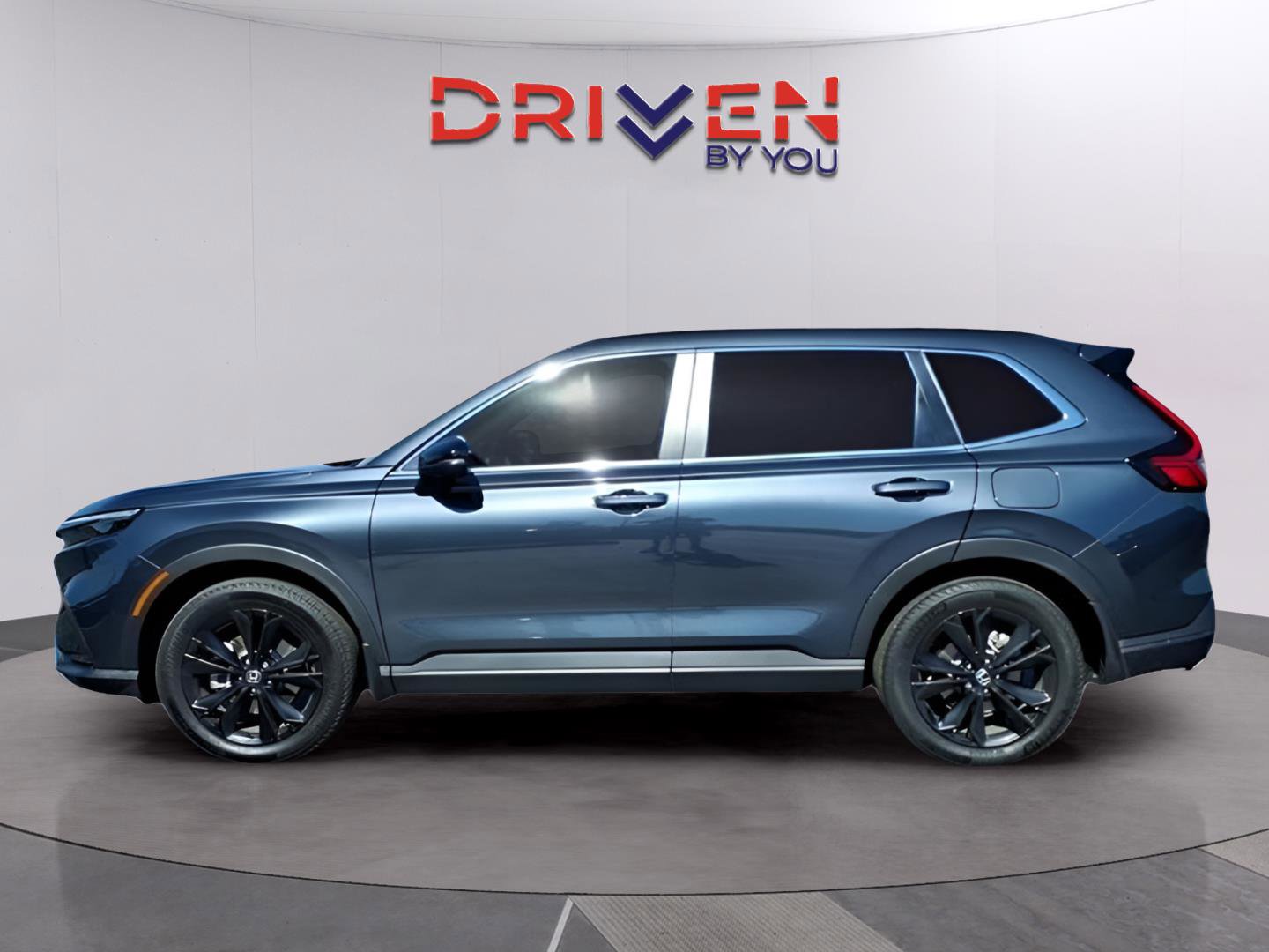 Used 2025 Honda CR-V Sport Touring image 2