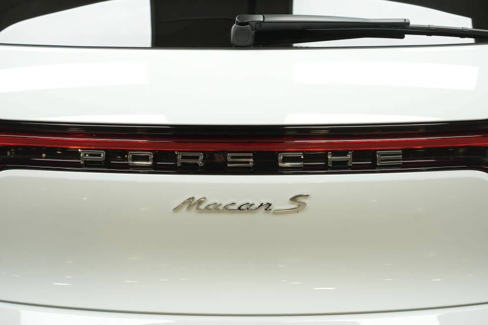New 2026 Porsche Macan S AWD/4WD image 39