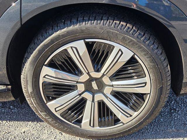 New 2025 Cadillac Escalade IQ Luxury 2 image 12