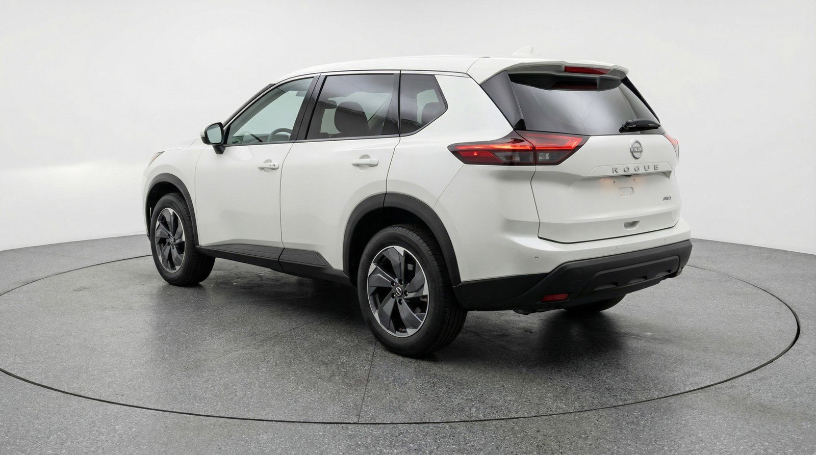 Used 2025 Nissan Rogue SV image 6
