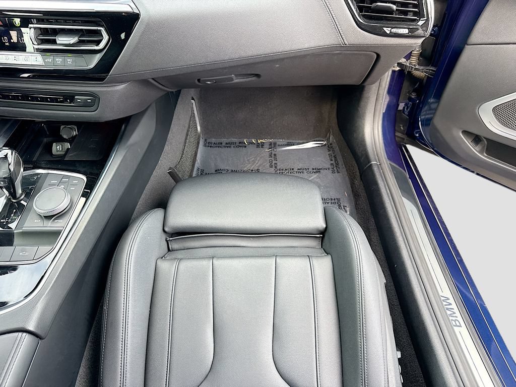 Used 2019 BMW Z4 sDrive30i w/ Convenience Package RWD image 17
