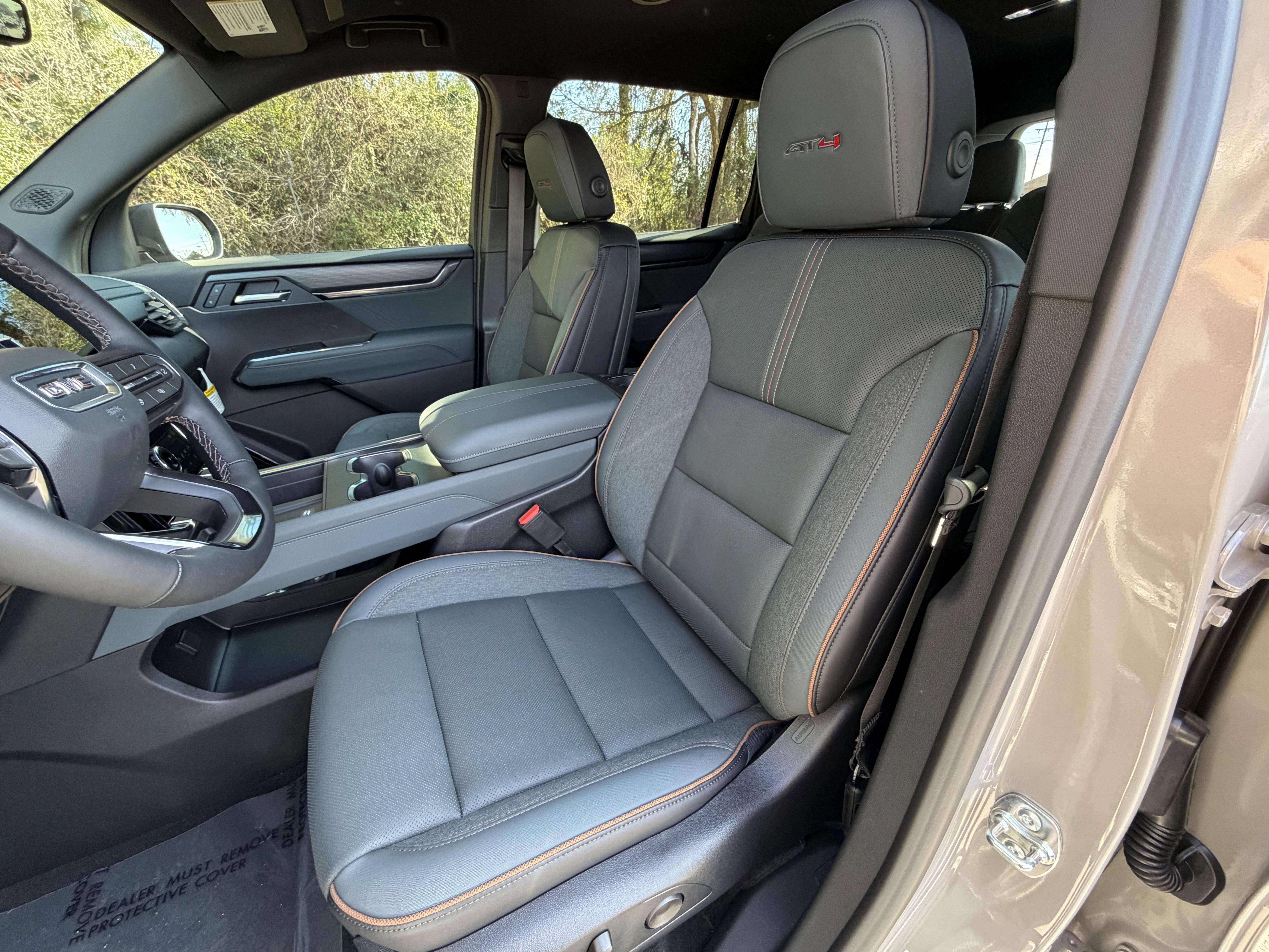 New 2026 GMC Acadia AT4 w/ Luxury Package image 15