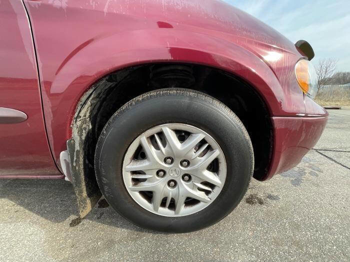 Used 2002 Dodge Grand Caravan Sport image 19