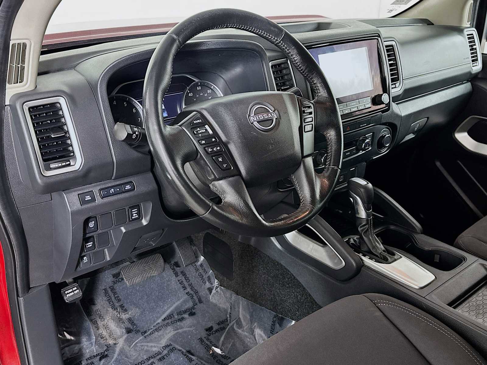 Used 2022 Nissan Frontier SV w/ Technology Package RWD image 9