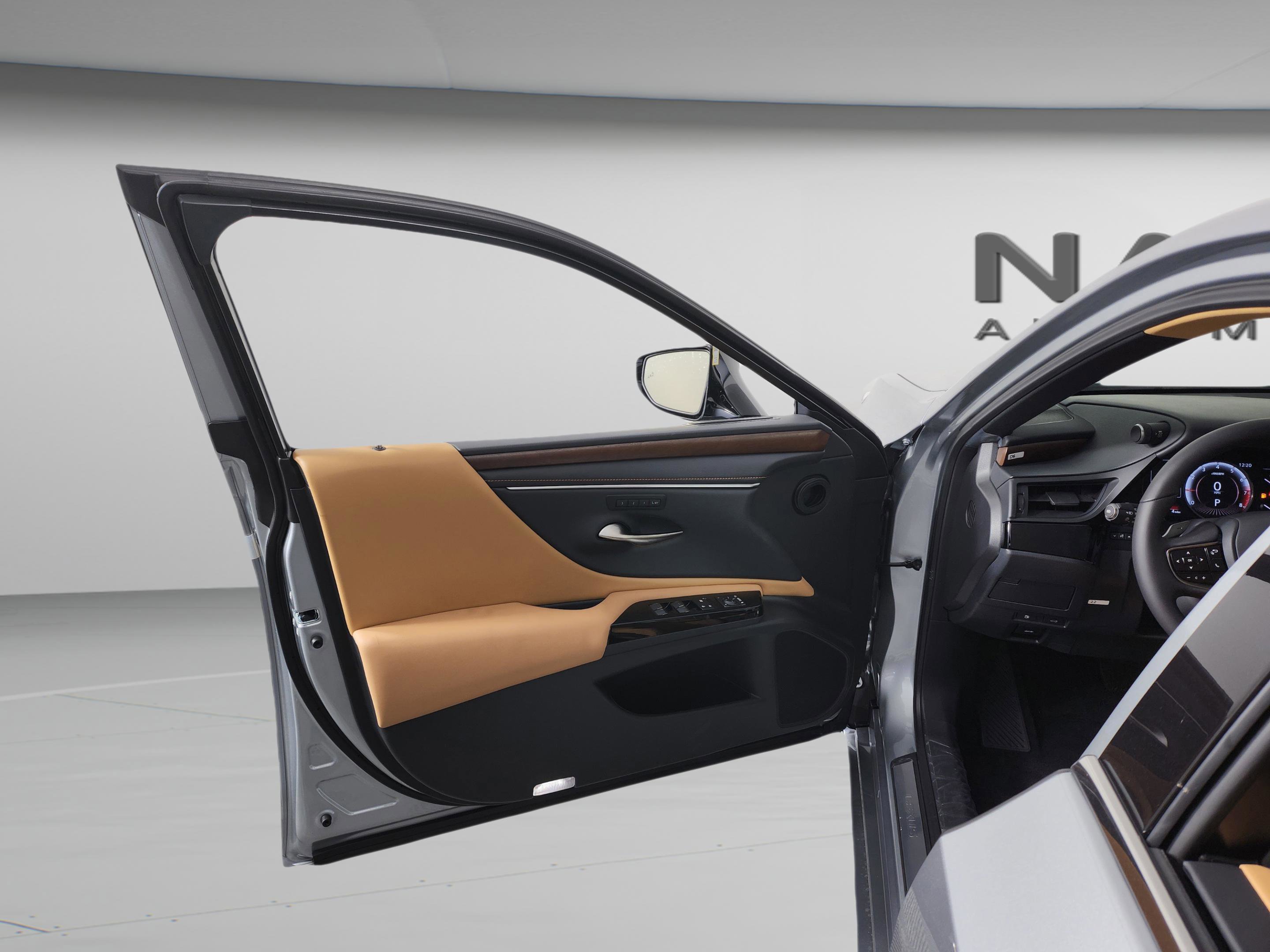 New 2025 Lexus ES 350 w/ Premium Package image 13