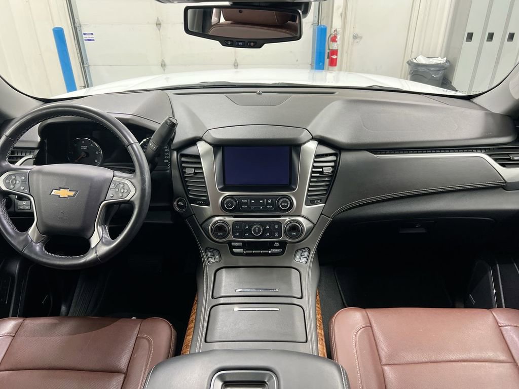 Used 2020 Chevrolet Suburban Premier w/ Premier Plus Edition image 10