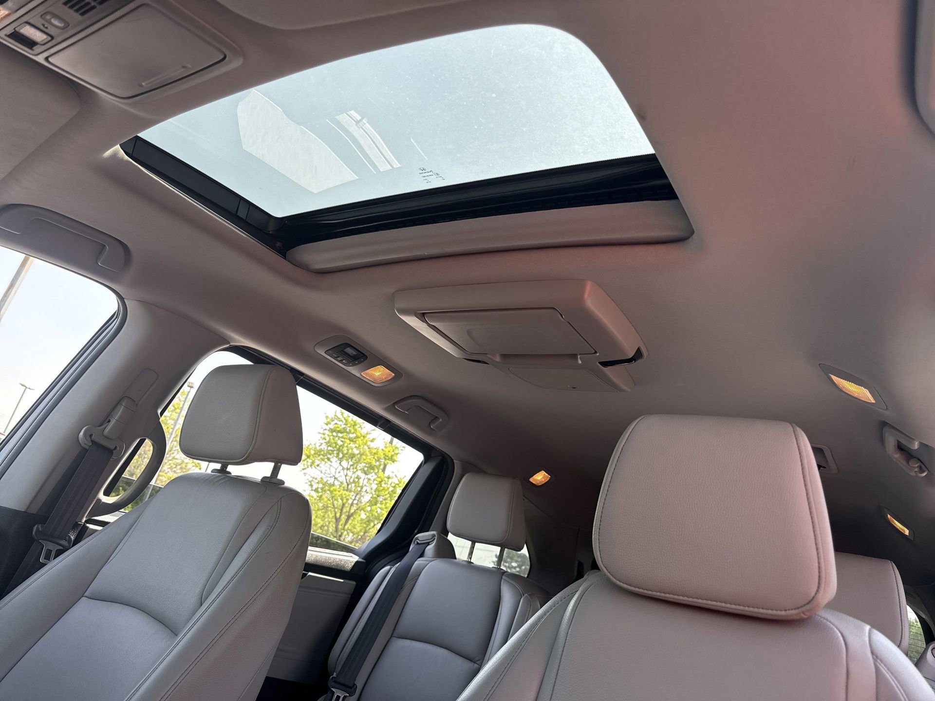 Used 2023 Honda Odyssey Touring image 7