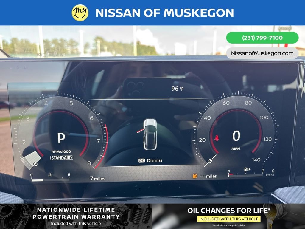 New 2025 Nissan Kicks SR w/ SR Premium Package image 17