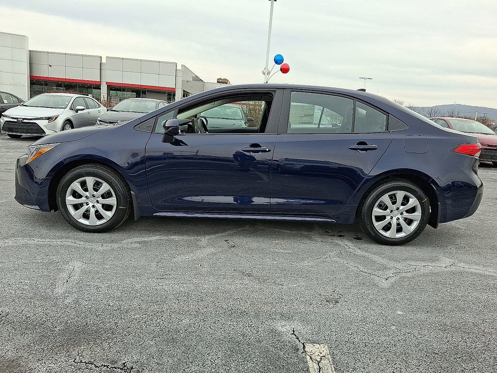 New 2026 Toyota Corolla LE FWD image 4