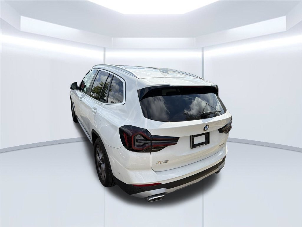 Used 2023 BMW X3 sDrive30i w/ Premium Package RWD image 4