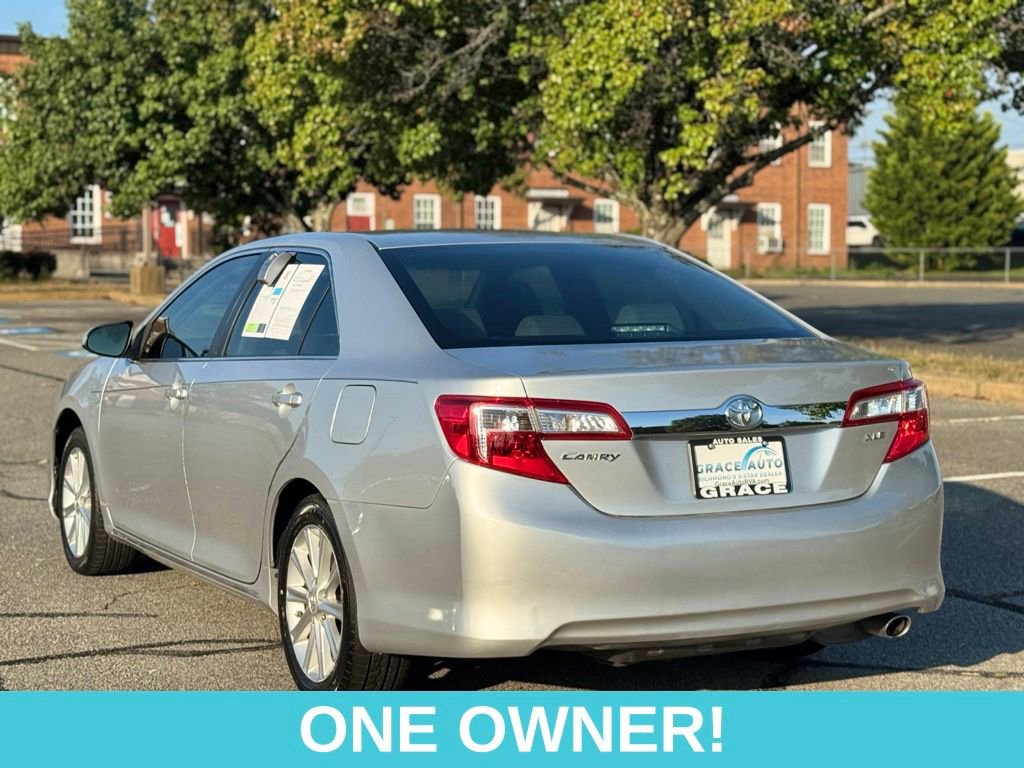 Used 2014 Toyota Camry XLE image 7