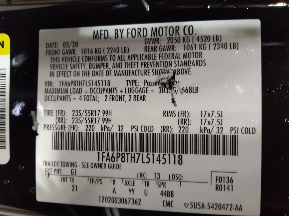 Used 2020 Ford Mustang Coupe RWD image 33