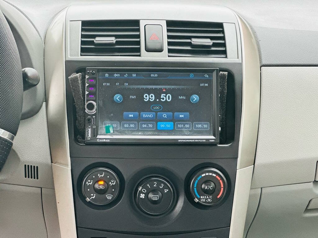 Used 2009 Toyota Corolla FWD image 14