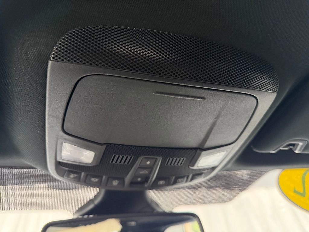 Used 2022 Ford Edge ST-Line image 28