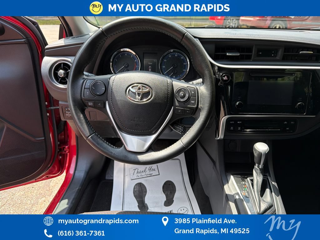 Used 2019 Toyota Corolla SE FWD image 13