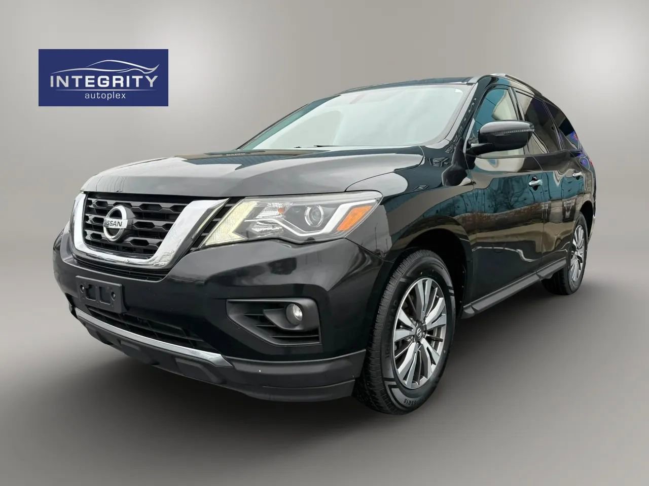 Used 2019 Nissan Pathfinder SV AWD/4WD image 7