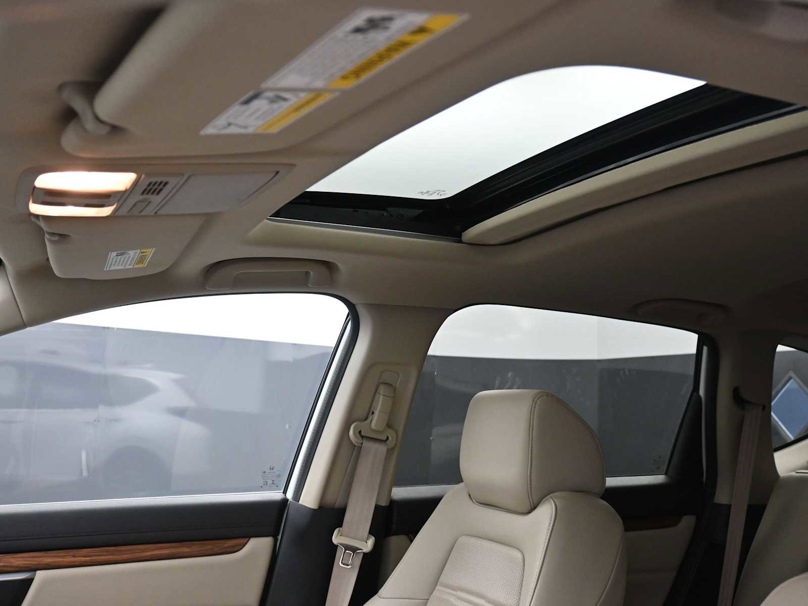 Used 2022 Honda CR-V Touring image 24