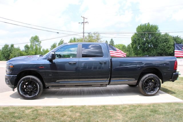New 2026 RAM 3500 Laramie AWD/4WD image 36