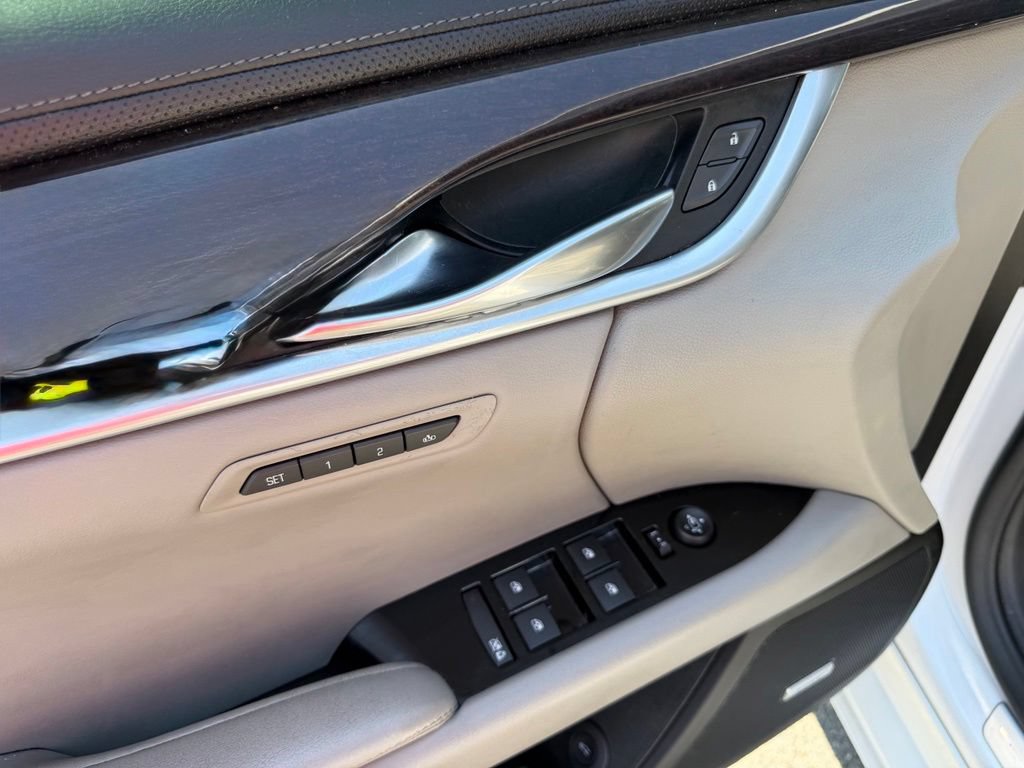 Used 2017 Cadillac XTS Luxury FWD image 13