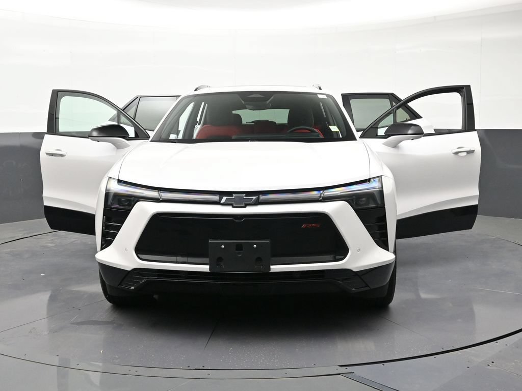 Used 2025 Chevrolet Blazer EV RS w/ Super Cruise Package AWD/4WD image 37