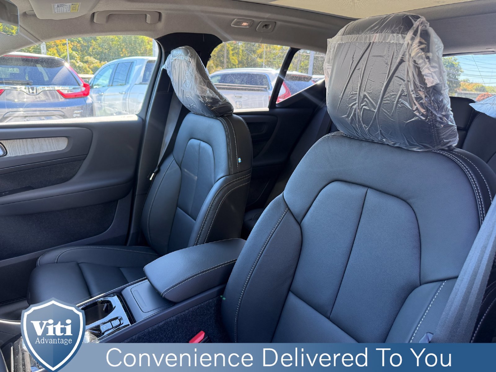 New 2026 Volvo XC40 B5 Plus w/ Protection Package Premier AWD/4WD image 13