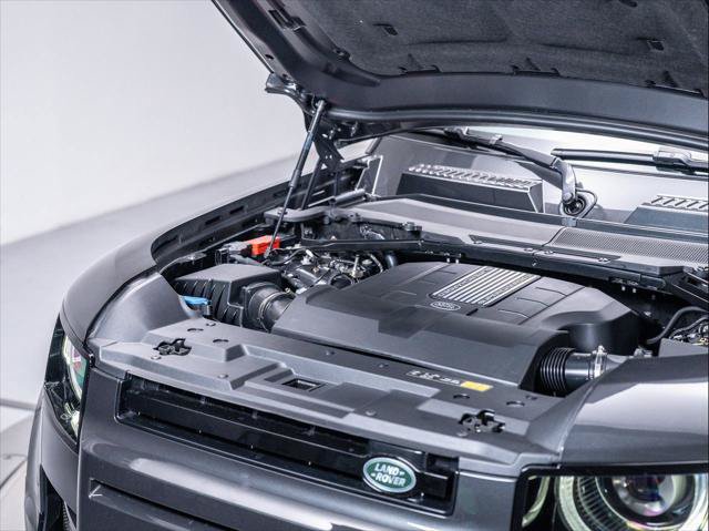 New 2025 Land Rover Defender 130 V8 AWD/4WD image 10