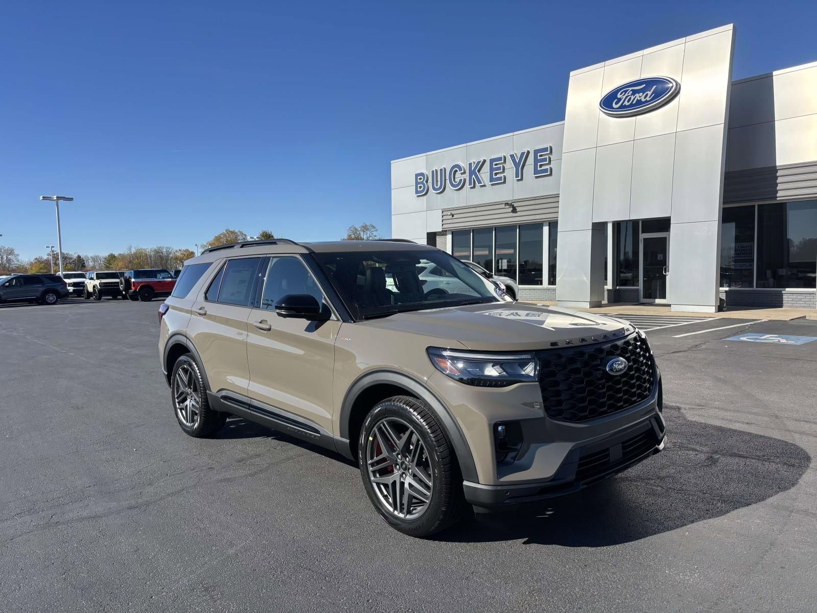 New 2026 Ford Explorer ST-Line w/ ST-Line Street Pack