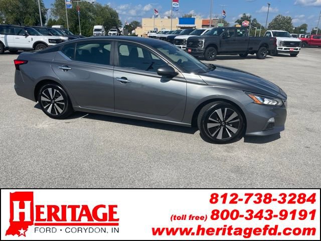 Used 2022 Nissan Altima 2.5 SV FWD image 1