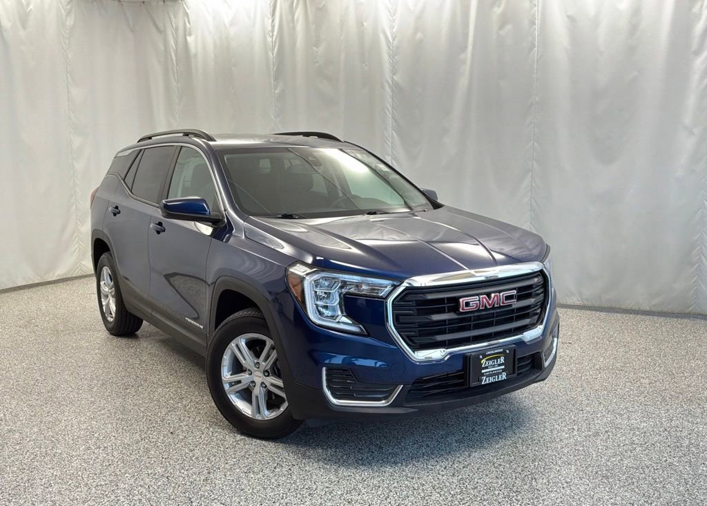 Used 2022 GMC Terrain SLE w/ Driver Convenience Package AWD/4WD image 1
