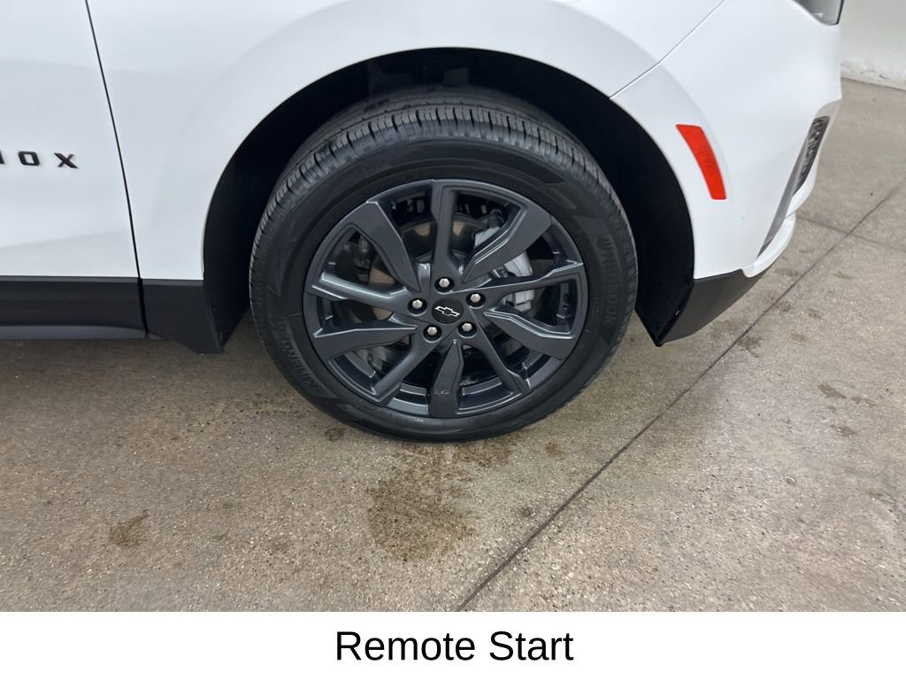 Certified 2024 Chevrolet Equinox RS w/ RS Leather Package image 16