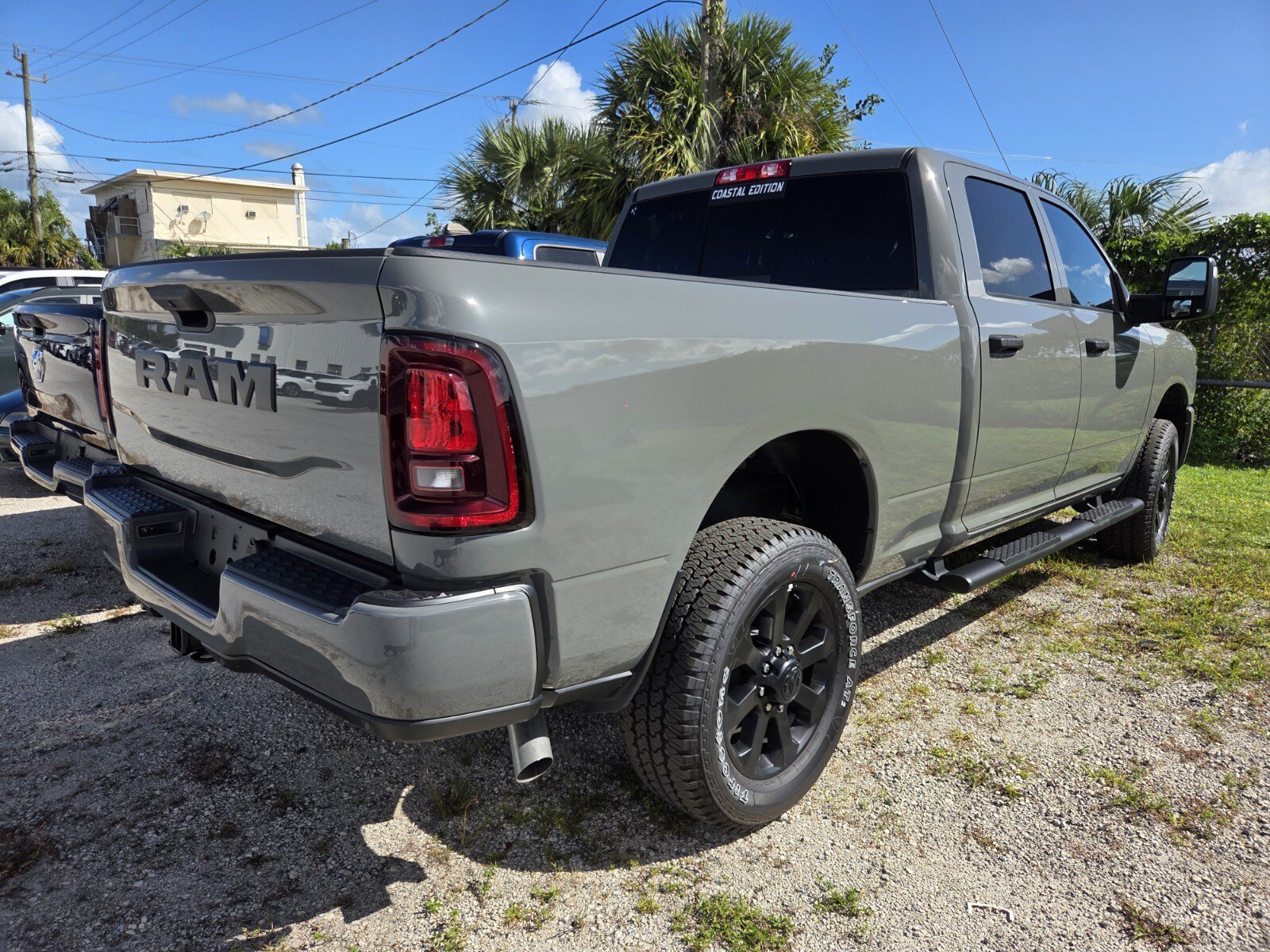 Used 2026 RAM 2500 Tradesman AWD/4WD image 4