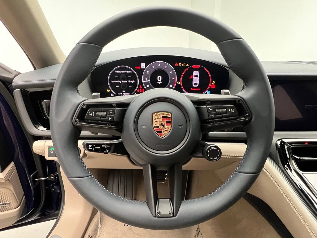 New 2025 Porsche Panamera image 7
